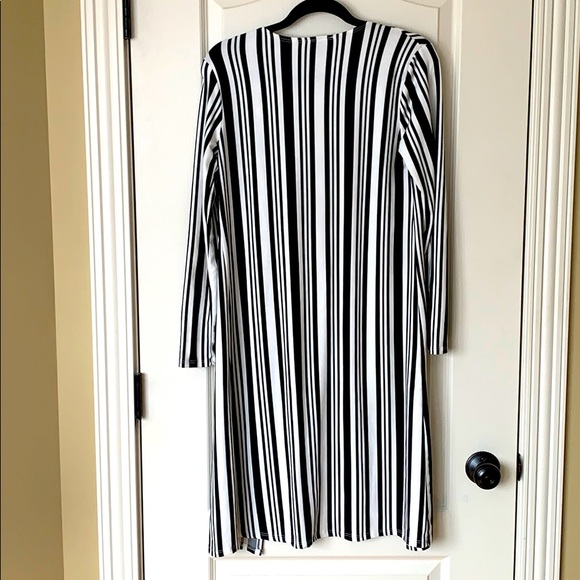 Cardigan - Picture 2 of 2